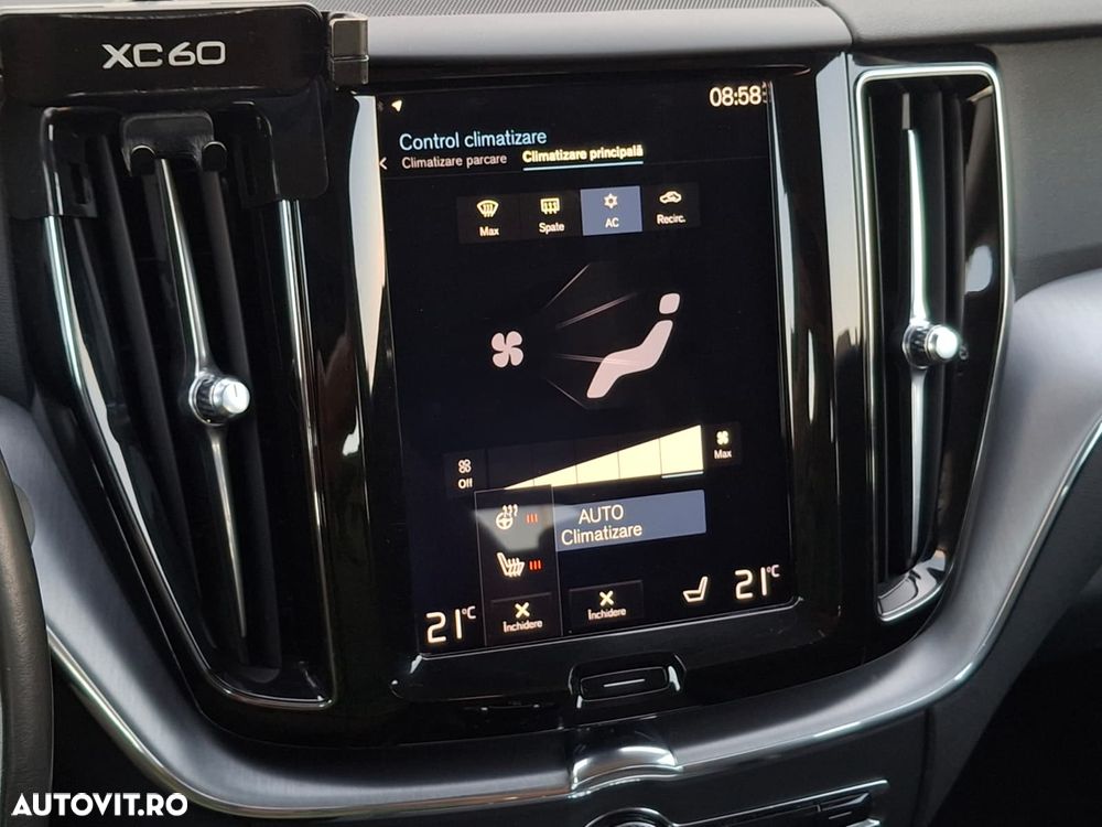 Volvo XC 60 T5 AWD Momentum - 22