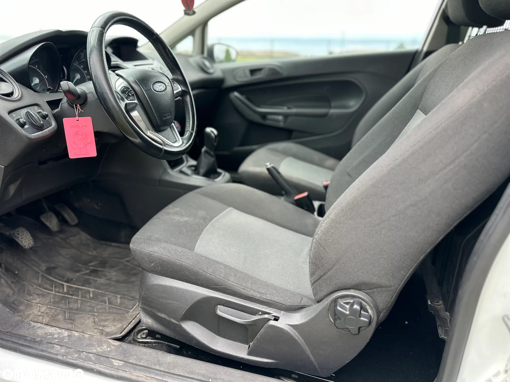 Ford FIESTA VAN - 6