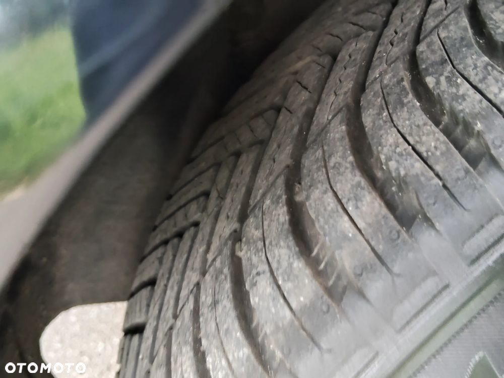 Ford C-MAX 1.8 Style+ - 29