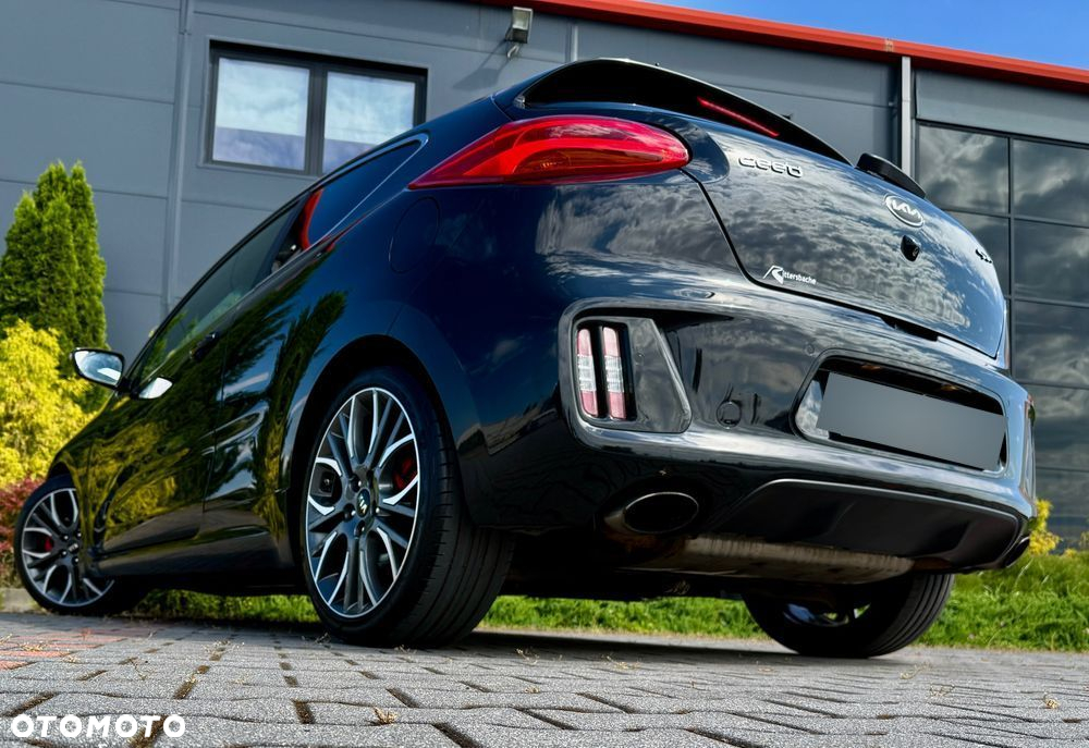 Kia Ceed 1.6 T-GDI GT - 4