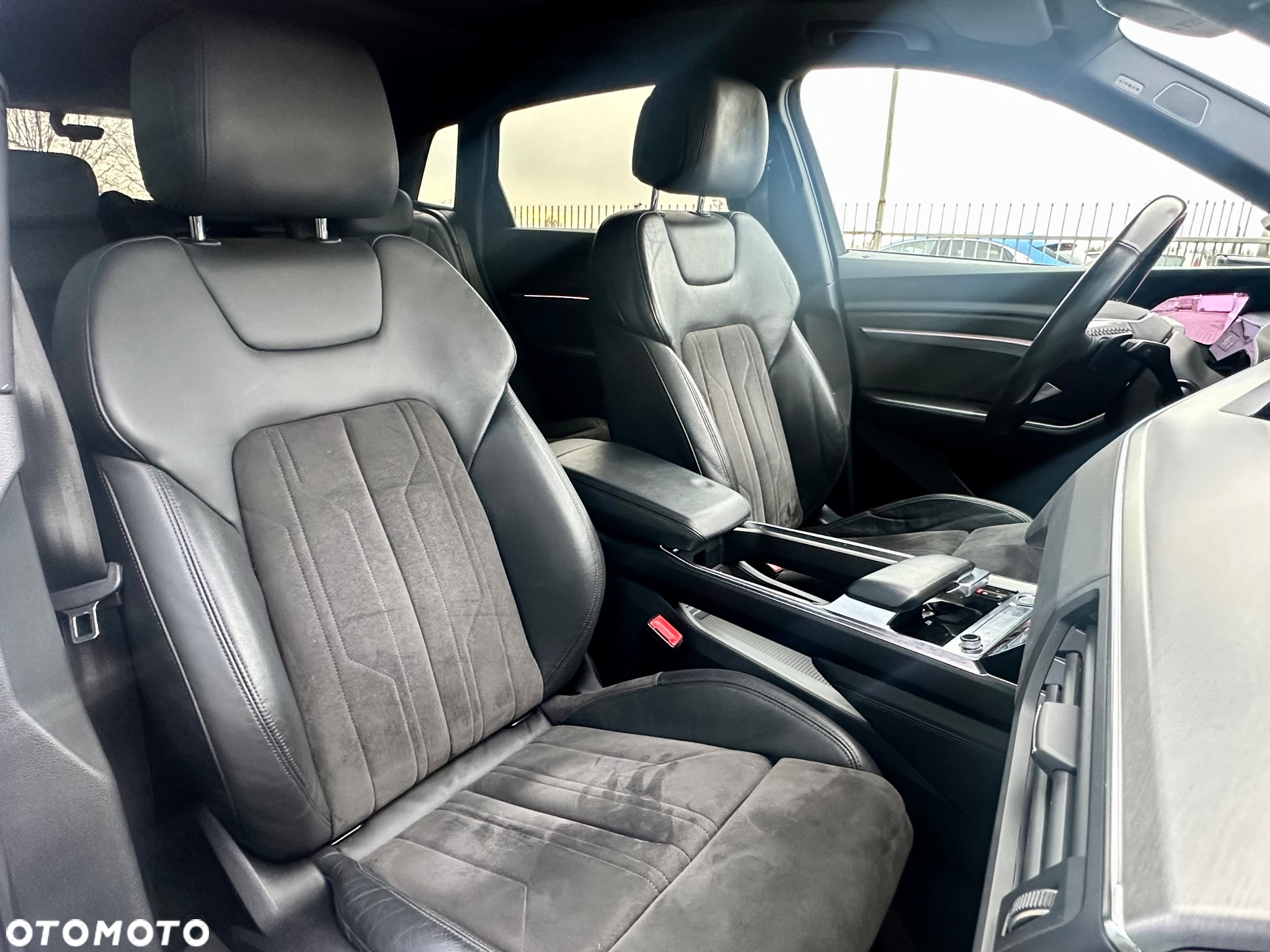 Audi e-tron 55 Quattro S Line - 20