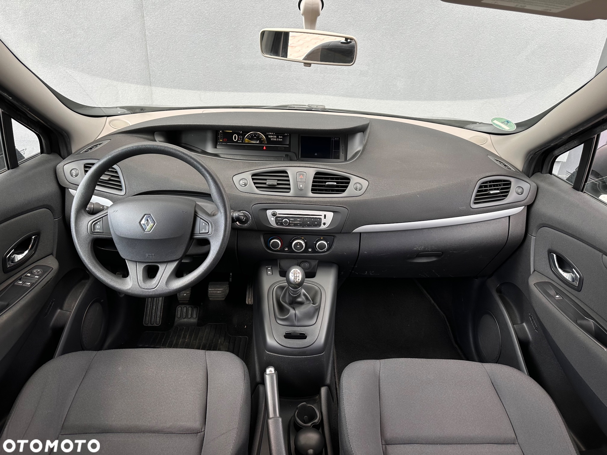 Renault Scenic 1.6 16V 110 Dynamique - 23