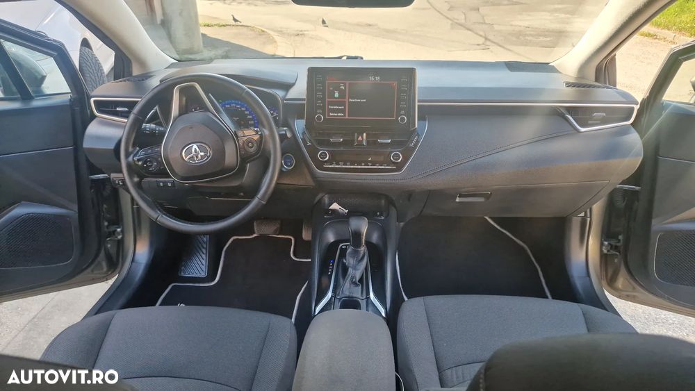 Toyota Corolla 1.8 HSD Business - 20