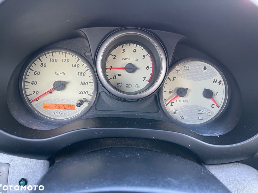 Toyota RAV4 2.0 D-4D 4x4 - 14