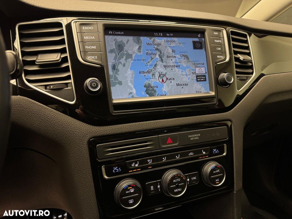 Volkswagen Golf Sportsvan - 10