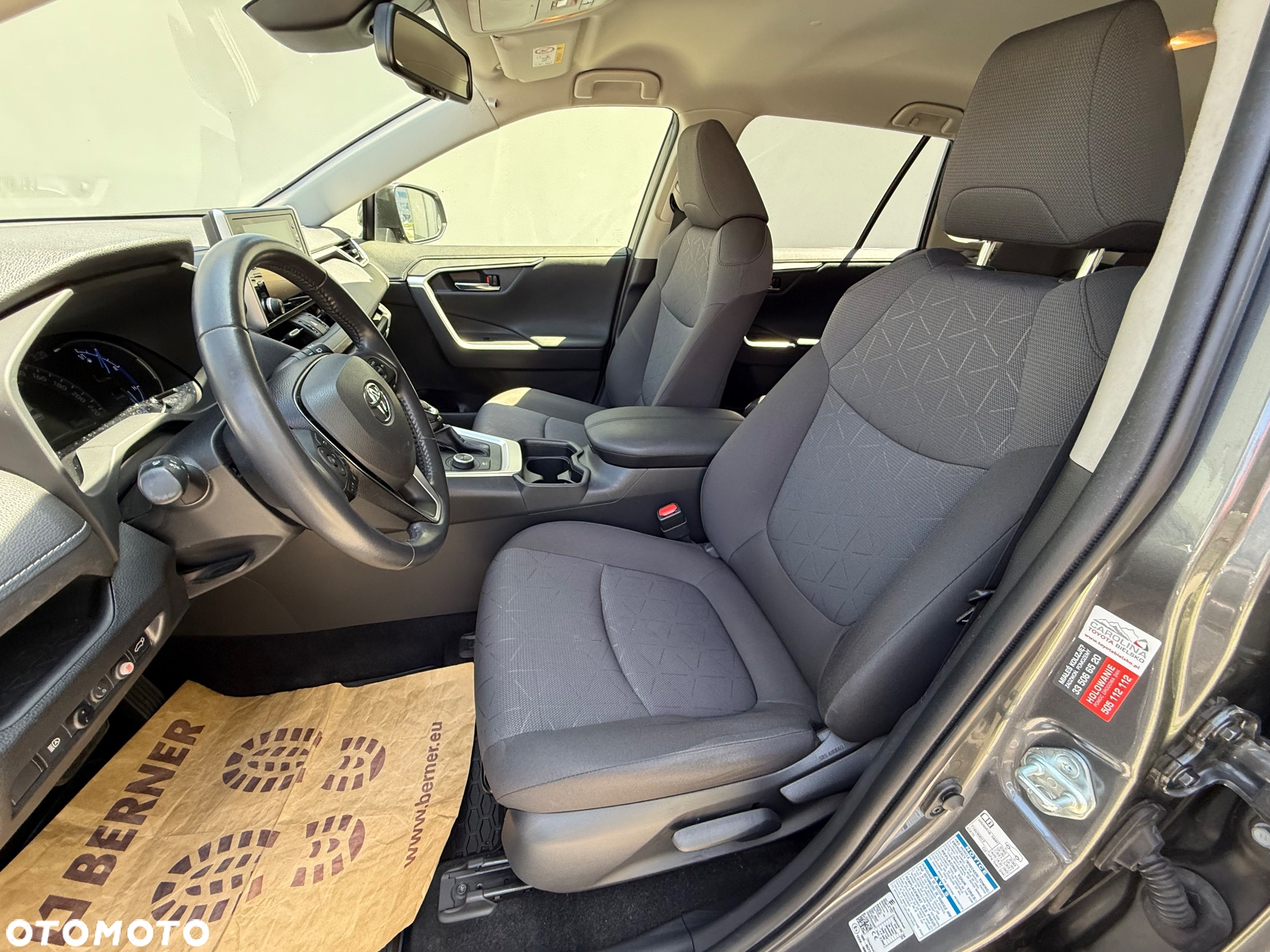 Toyota RAV4 2.5 Hybrid Comfort 4x4 - 29