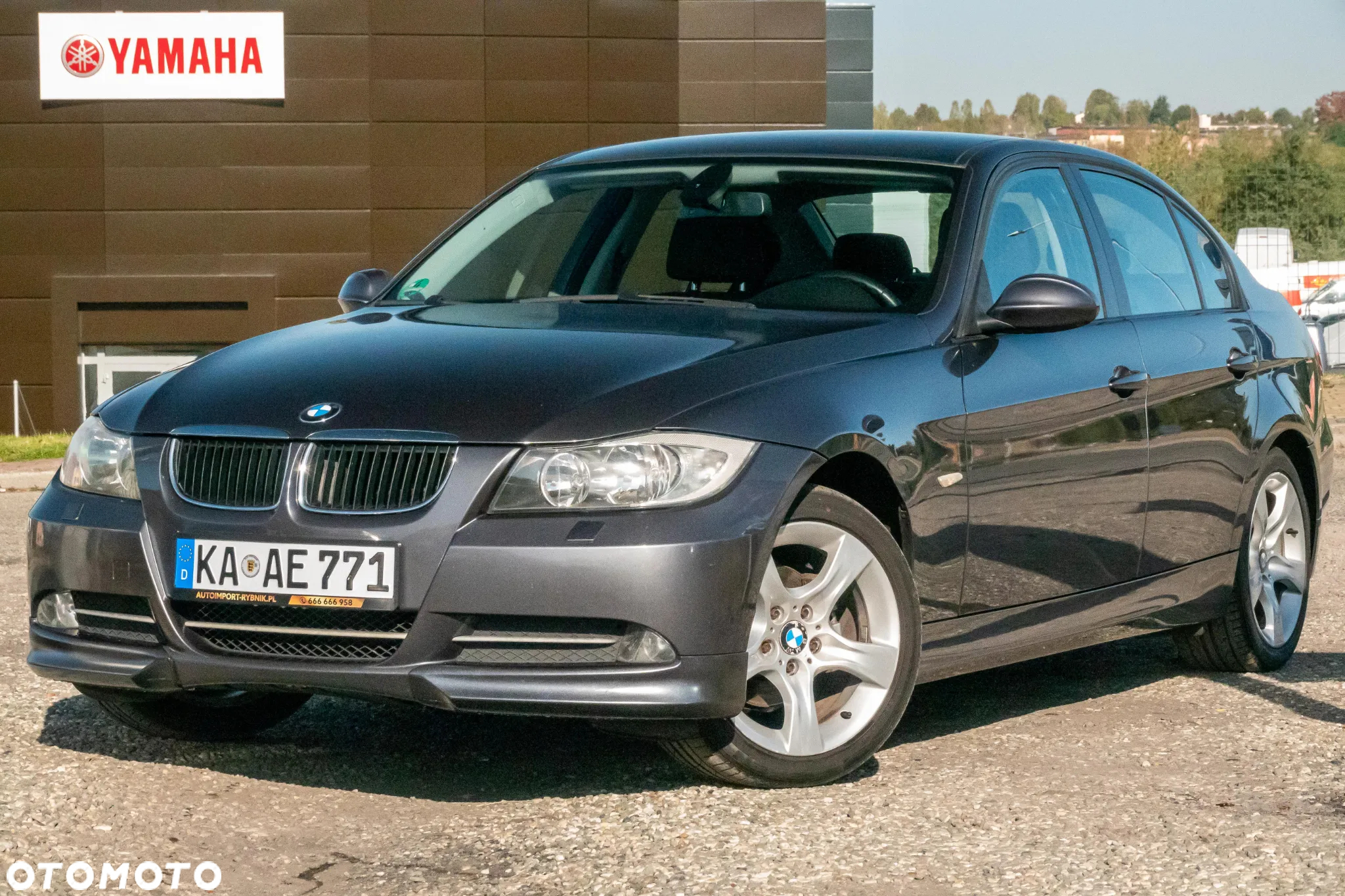 BMW Seria 3 318i - 6