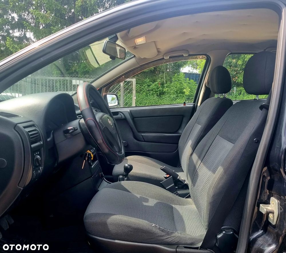 Opel Astra 1.4 Essentia - 10