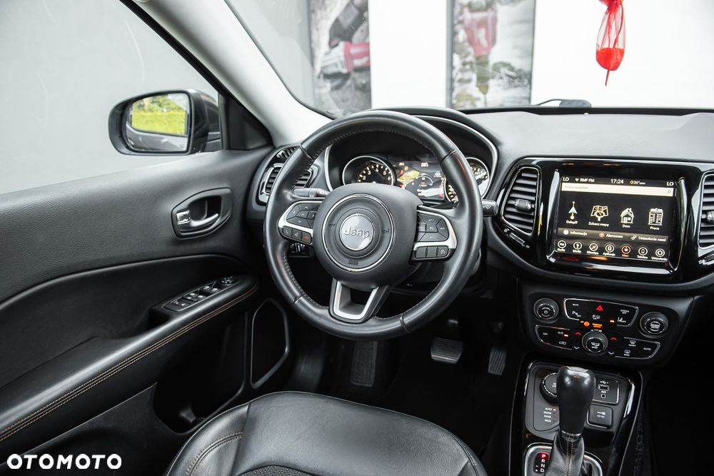 Jeep Compass 1.4 TMair Limited 4WD S&S - 27