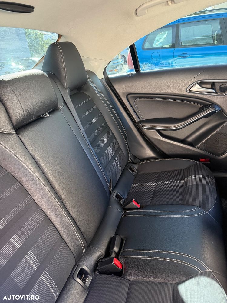 Mercedes-Benz CLA 200 - 8