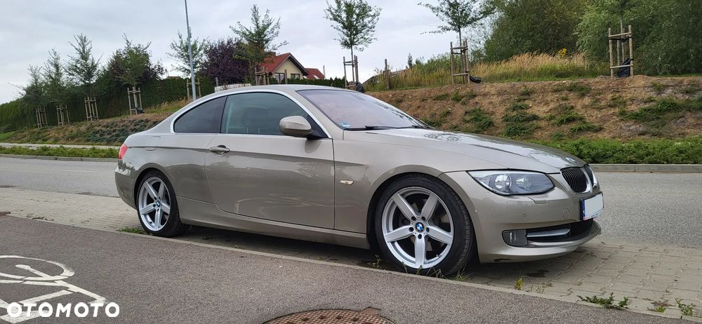 BMW Seria 3 325d - 6