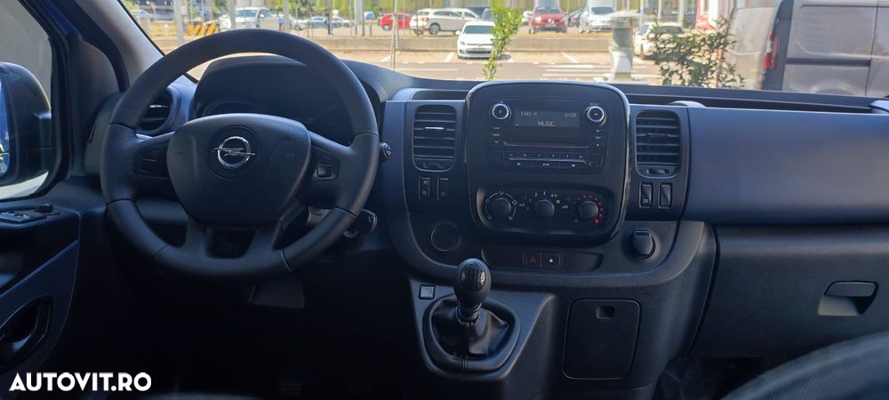 Opel Vivaro - 7