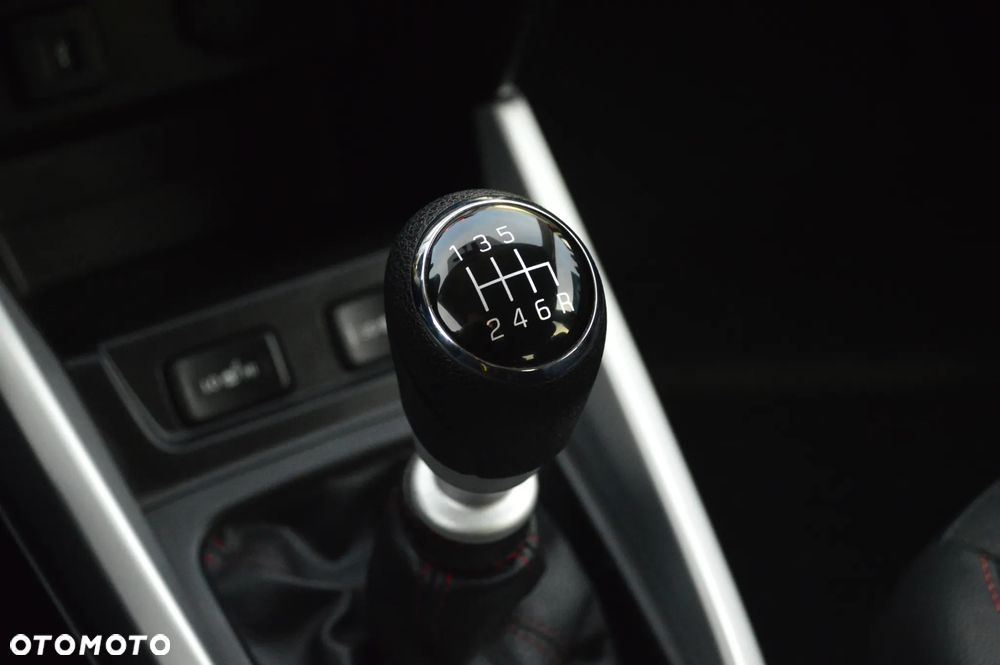 Suzuki Vitara 1.4 Boosterjet XLED 4WD - 32