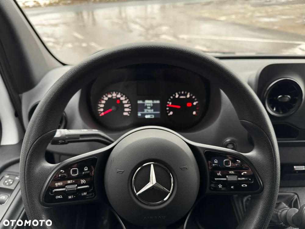 Mercedes-Benz SPRINTER 317 CDI - 24
