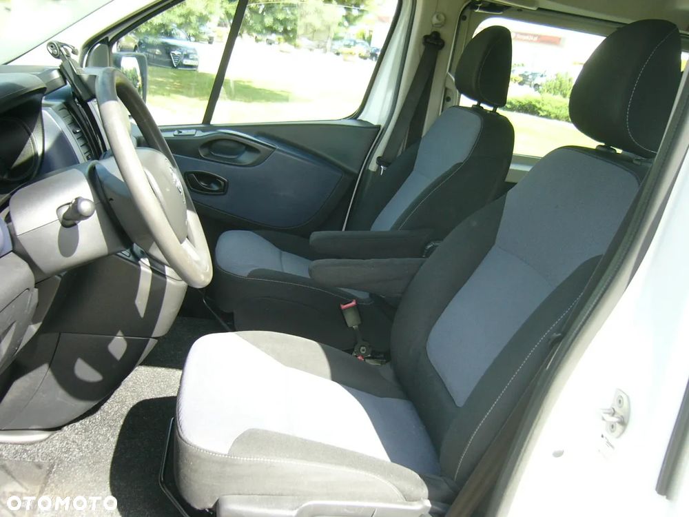 Opel Vivaro Long 1.6 dci 125 Ps EURO6 - 11