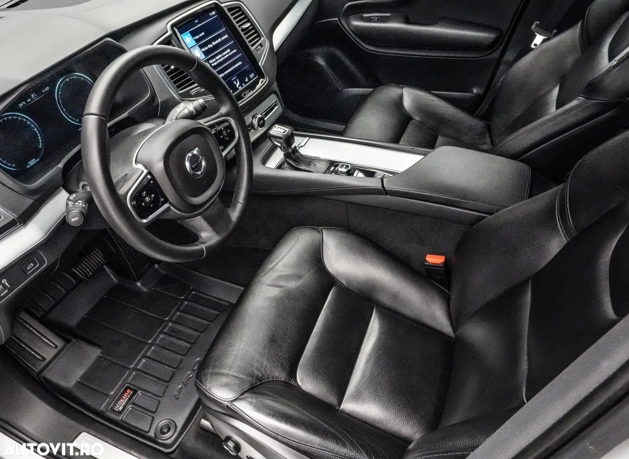 Volvo XC 90 D5 AWD Momentum - 9
