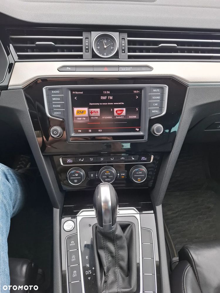 Volkswagen Passat 2.0 TDI BMT 4Mot Highline DSG - 19