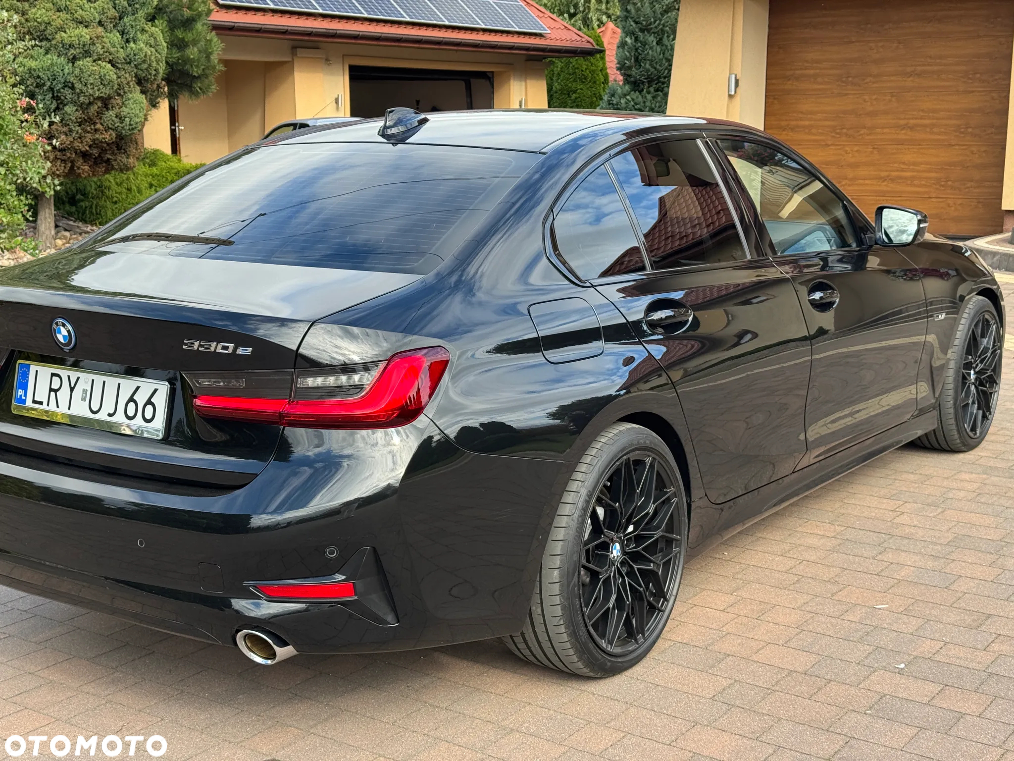 BMW Seria 3 330e Sport Line - 33