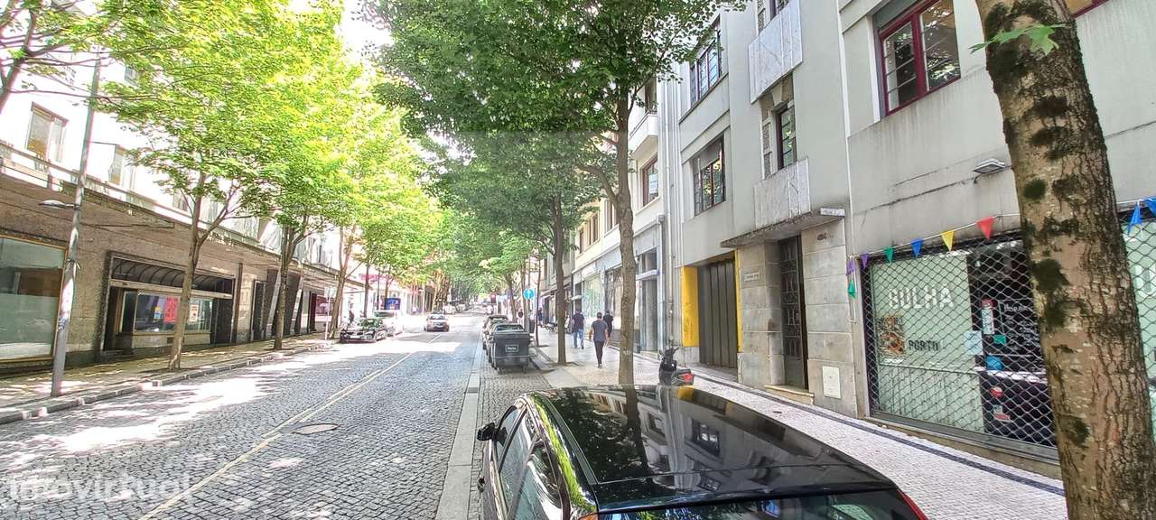 Espaço Comercial junto ao Bolhão - Grande imagem: 2/14