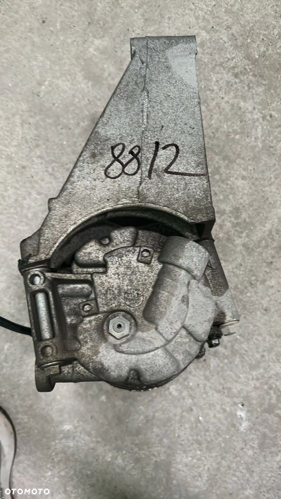 sprężarka kompresor klimatyzacji Ford Focus mk2 C-max 1.6 benzyna 16v     (88/2) - 3