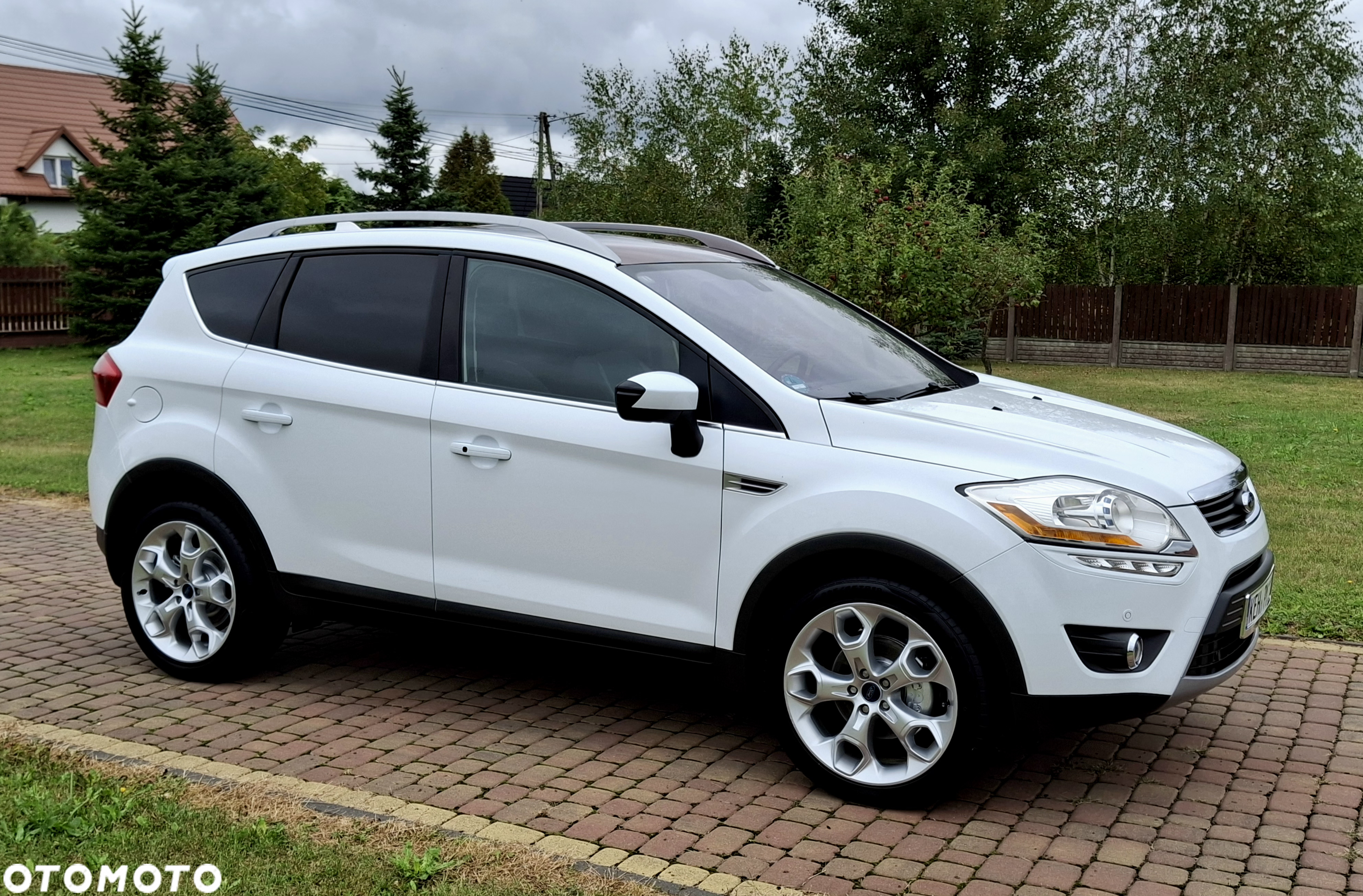 Ford Kuga ver-2-0-tdci-4wd-titanium-plus - 3