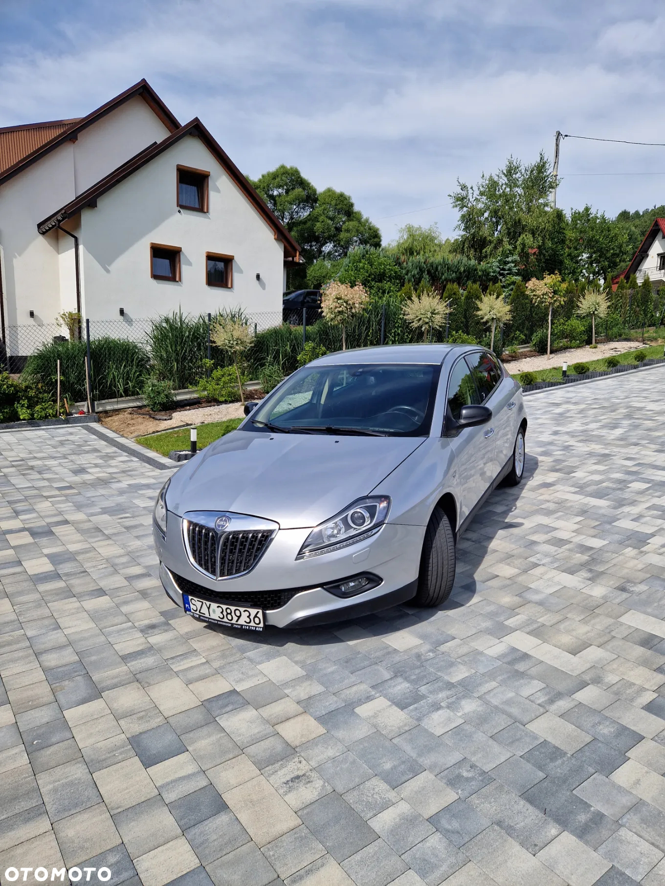 Lancia Delta 1.9 MJ TB Executive - 11