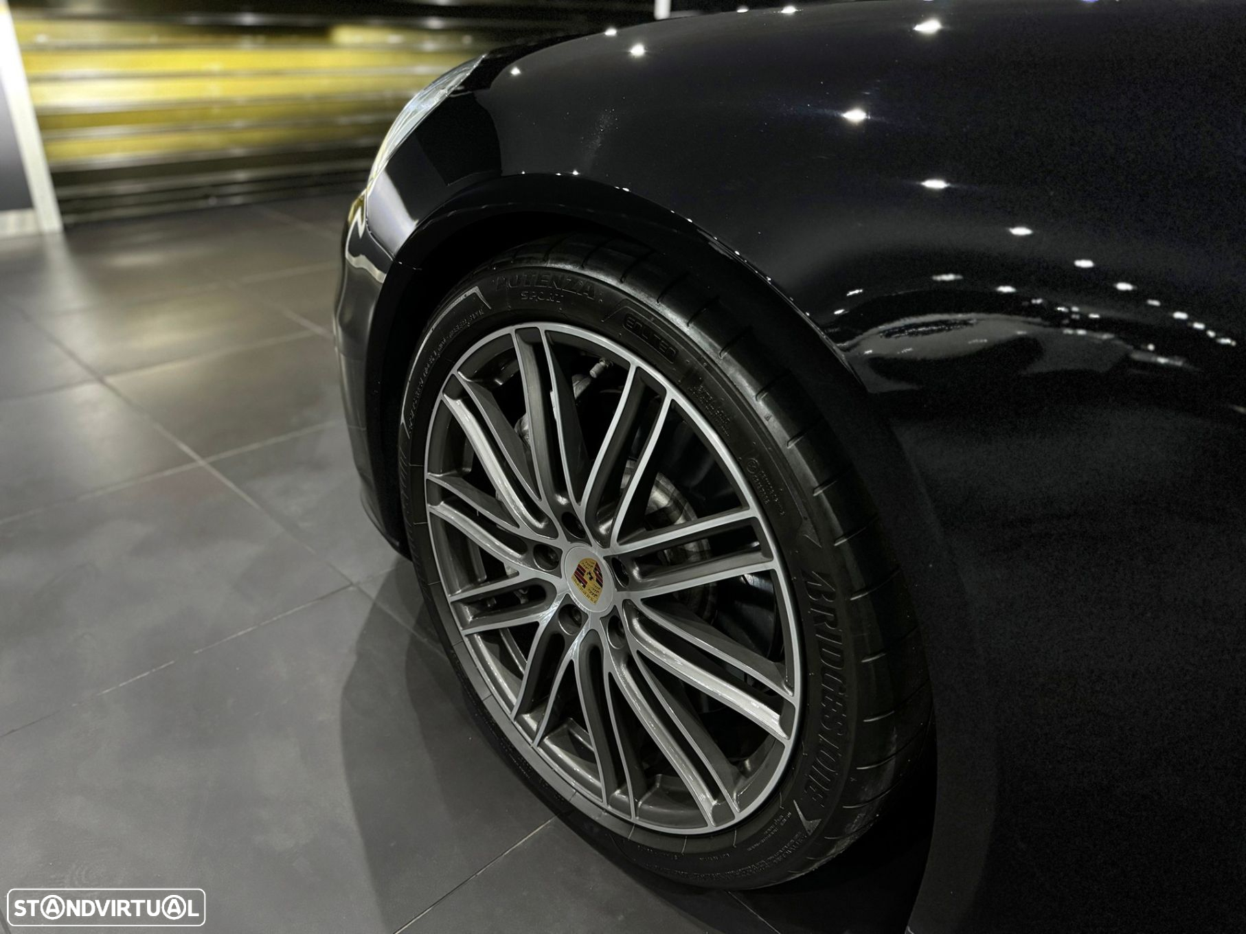 Porsche Panamera 4 E-Hybrid Executive - 14