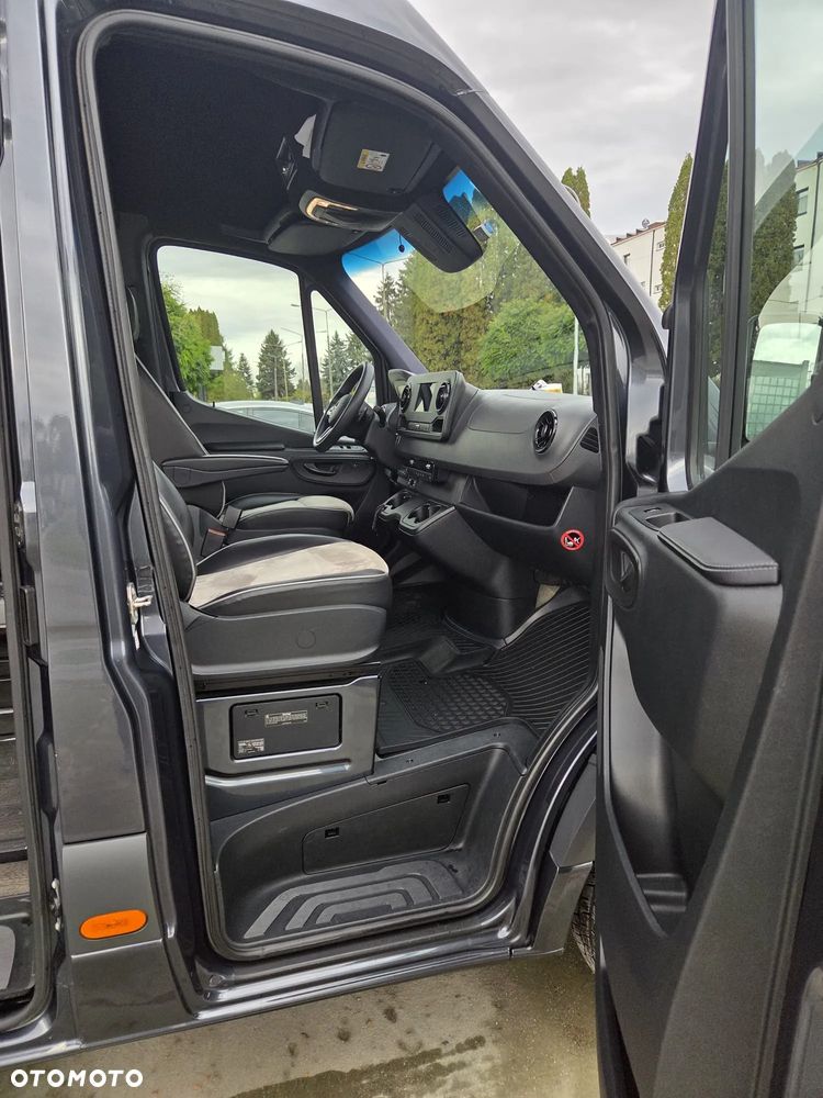 Mercedes-Benz Sprinter 319 CDI 907.235 - 12