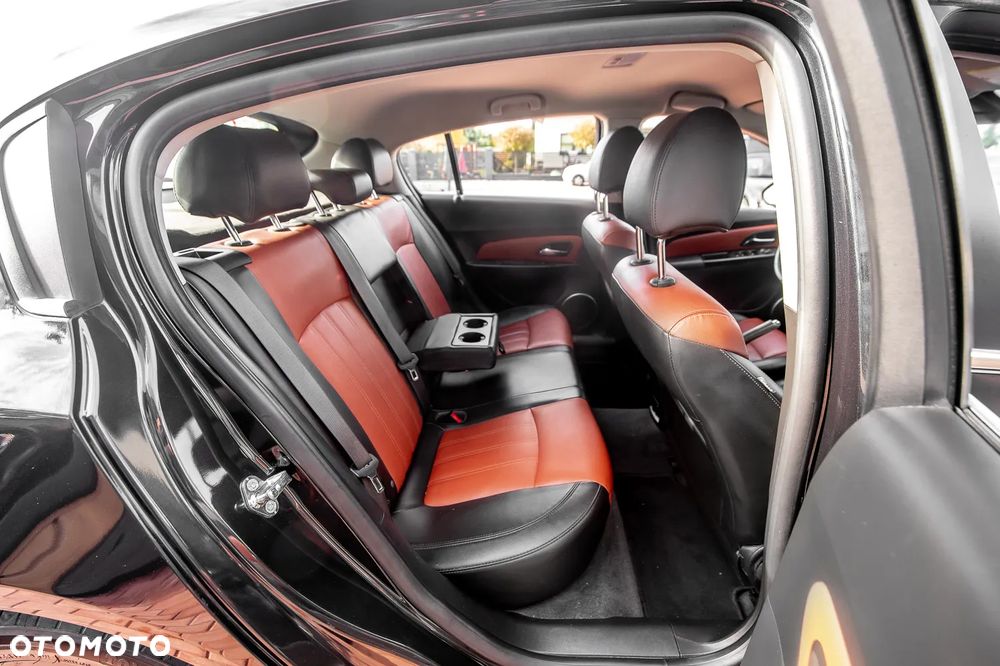 Chevrolet Cruze 1.8 LTZ - 17