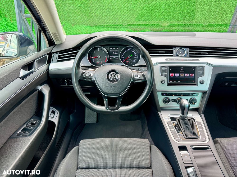 Volkswagen Passat 2.0 TDI SCR DSG Highline - 9