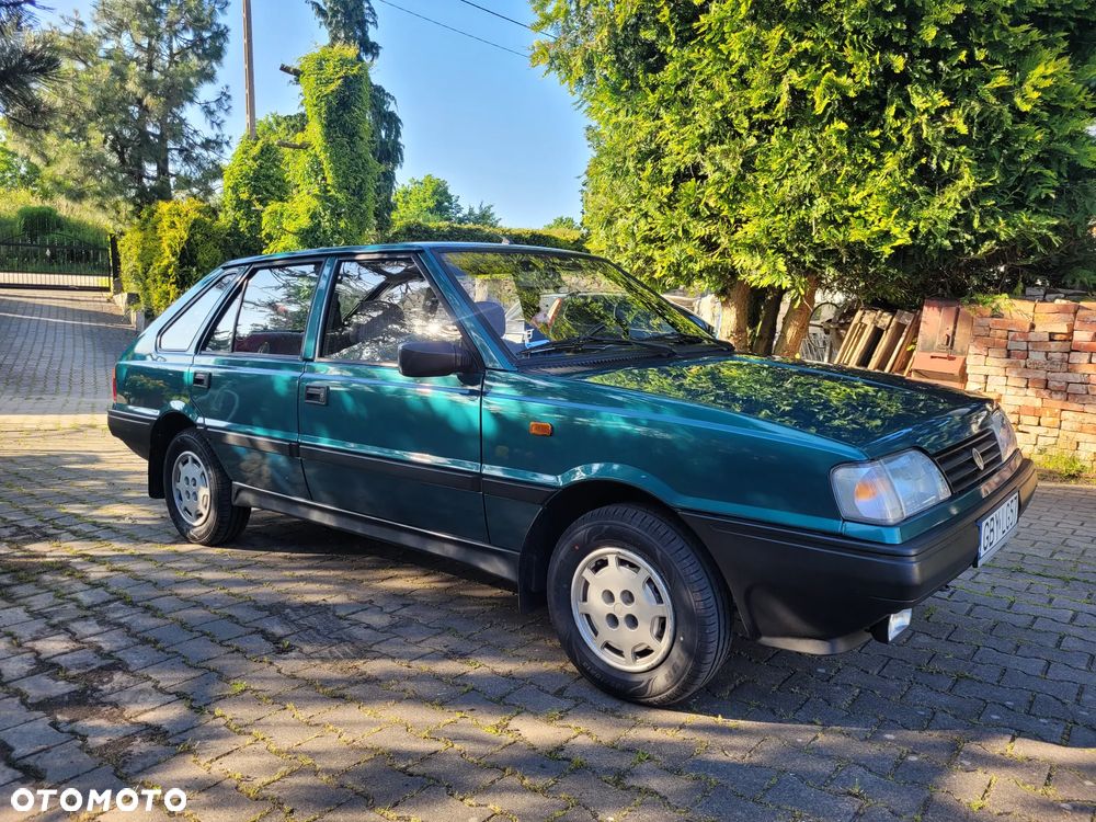 Polonez Caro - 3
