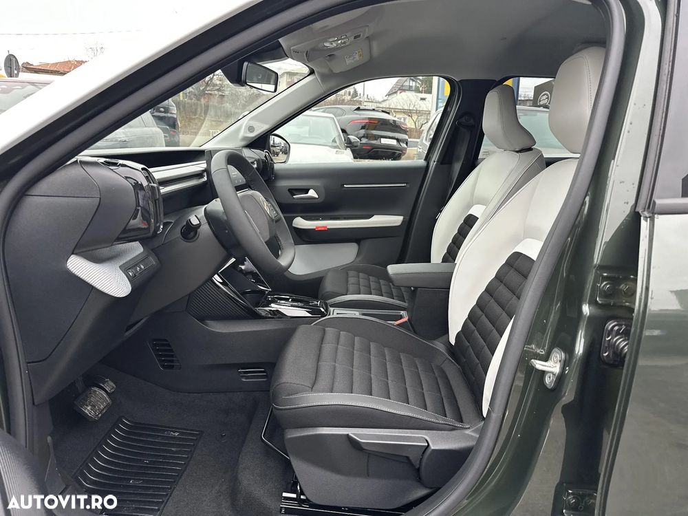 Citroën C3 AIRCROSS 1.2 Hybrid 145 eDCT6 PLUS - 13