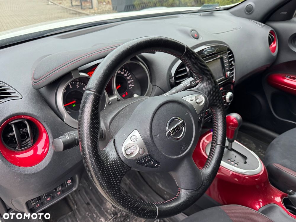 Nissan Juke 1.6 DIG-T Tekna (lea) EU6 - 16