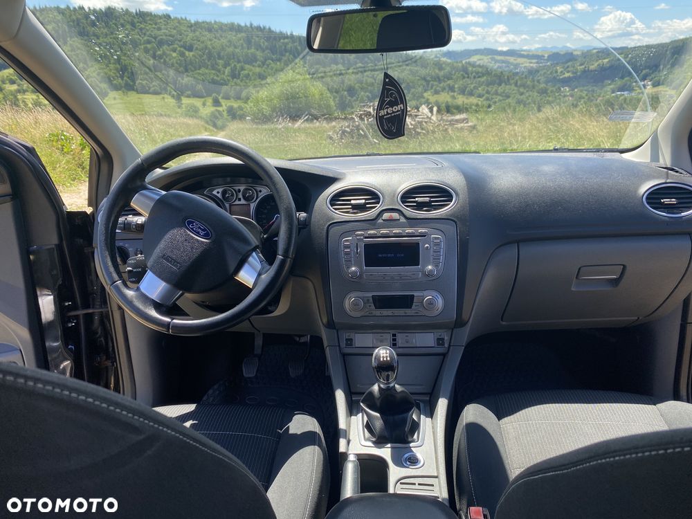 Ford Focus - 16