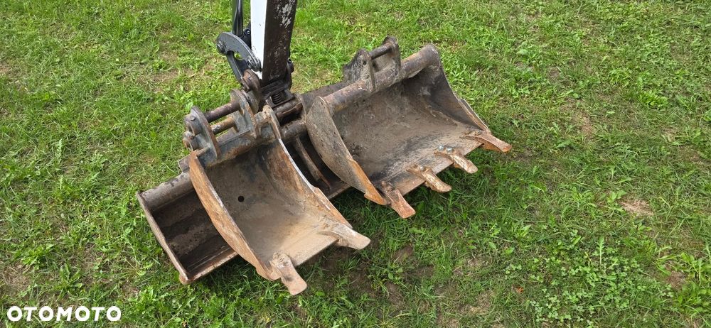 Bobcat E19 - 7
