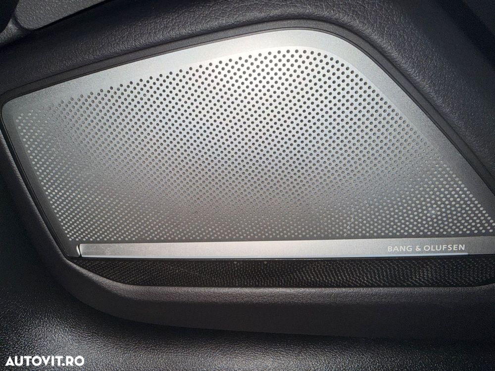 Audi A6 Avant 3.0 55 TFSI quattro S tronic Design - 16