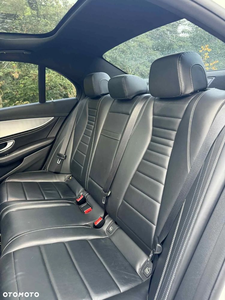 Mercedes-Benz Klasa E 220 d 9G-TRONIC AMG Line - 6