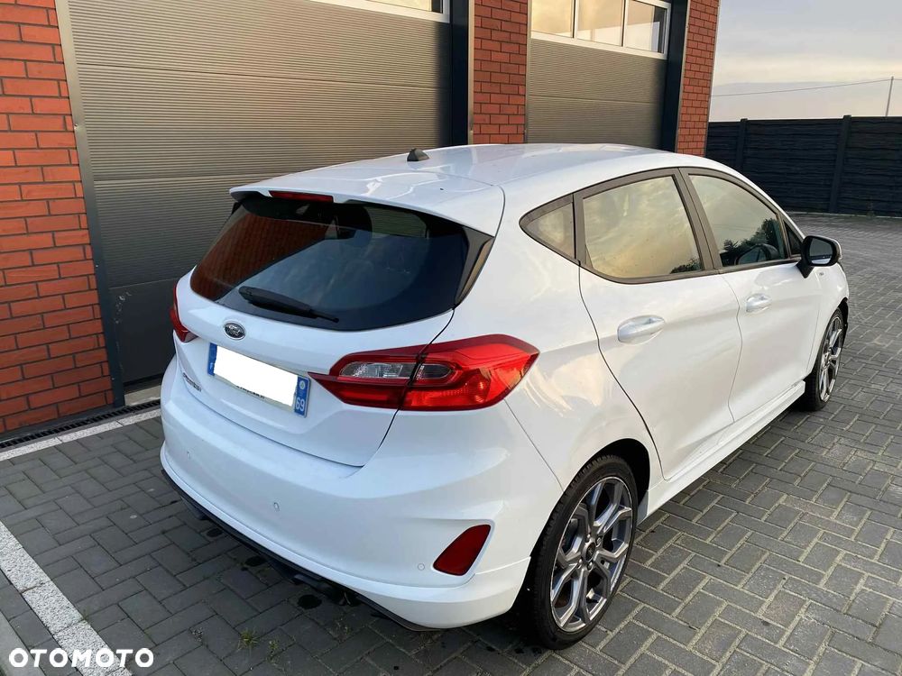 Ford Fiesta 1.5 TDCi S&S ST-LINE - 5