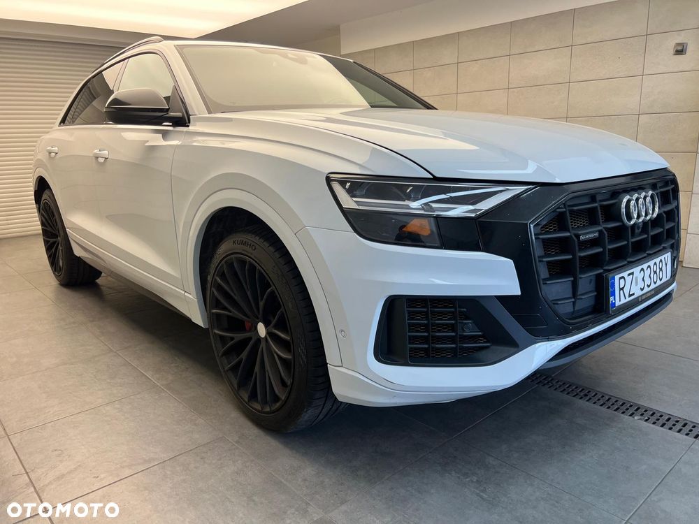 Audi Q8 55 TFSI quattro tiptronic - 15