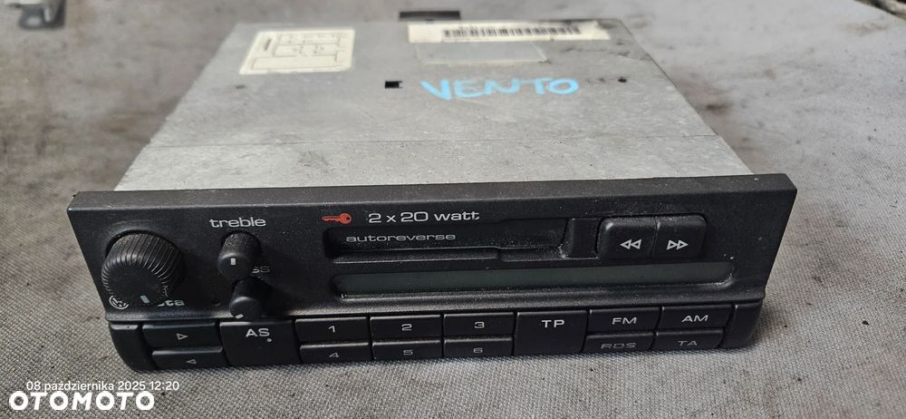 Radio radioodtwarzacz Beta VW Vento Golf III Blaupunkt 1H0035152 - 1