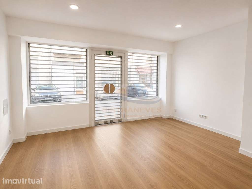 T3+1 com Espaço Exterior | 3 Casas de Banho | Excelente Oportunidad... - Grande imagem: 5/16
