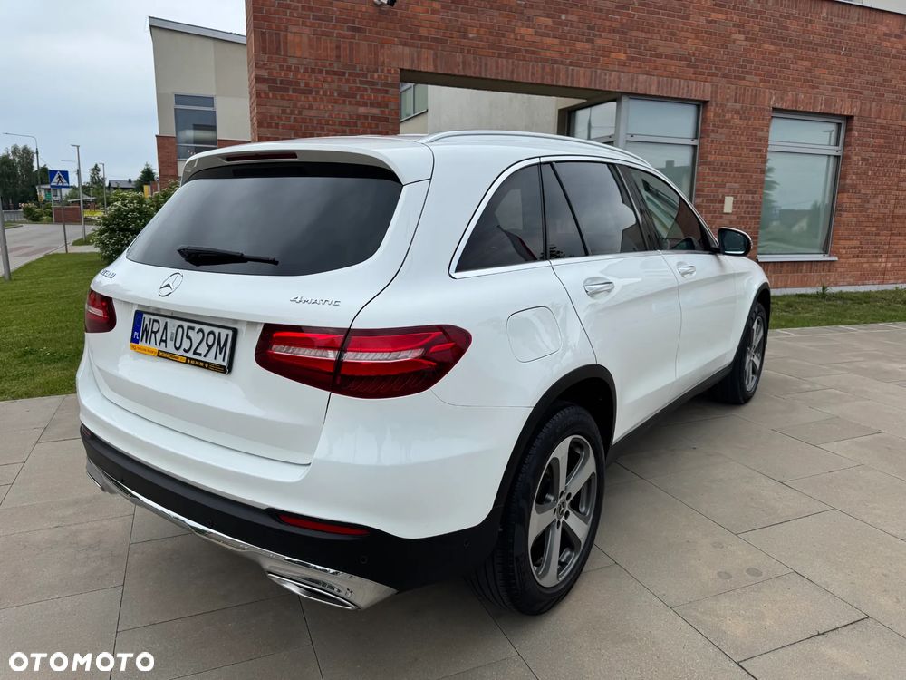 Mercedes-Benz GLC 300 4-Matic - 2