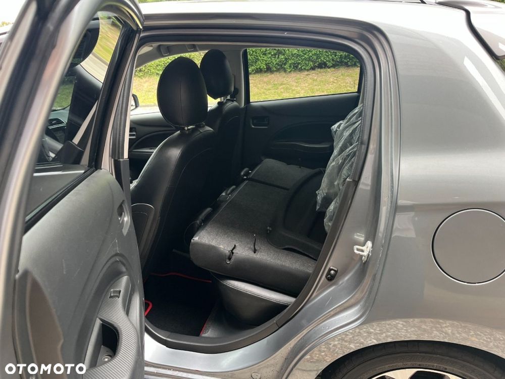 Mitsubishi Space Star 1.2 Intense CVT - 21