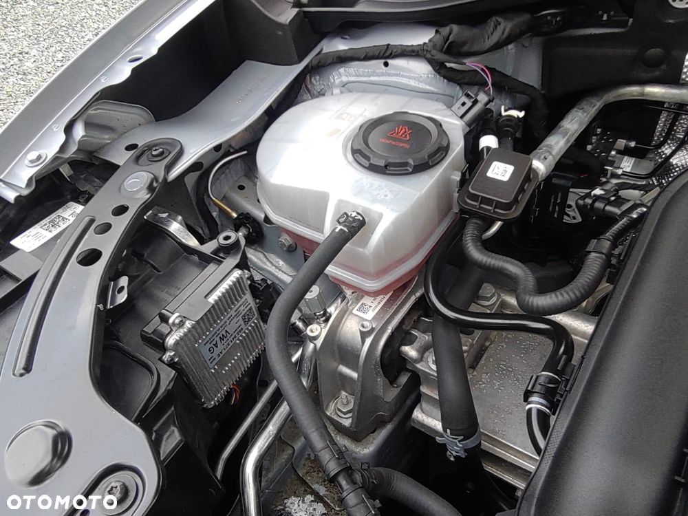 Volkswagen T-Roc 1.0 TSI IQ Drive - 27