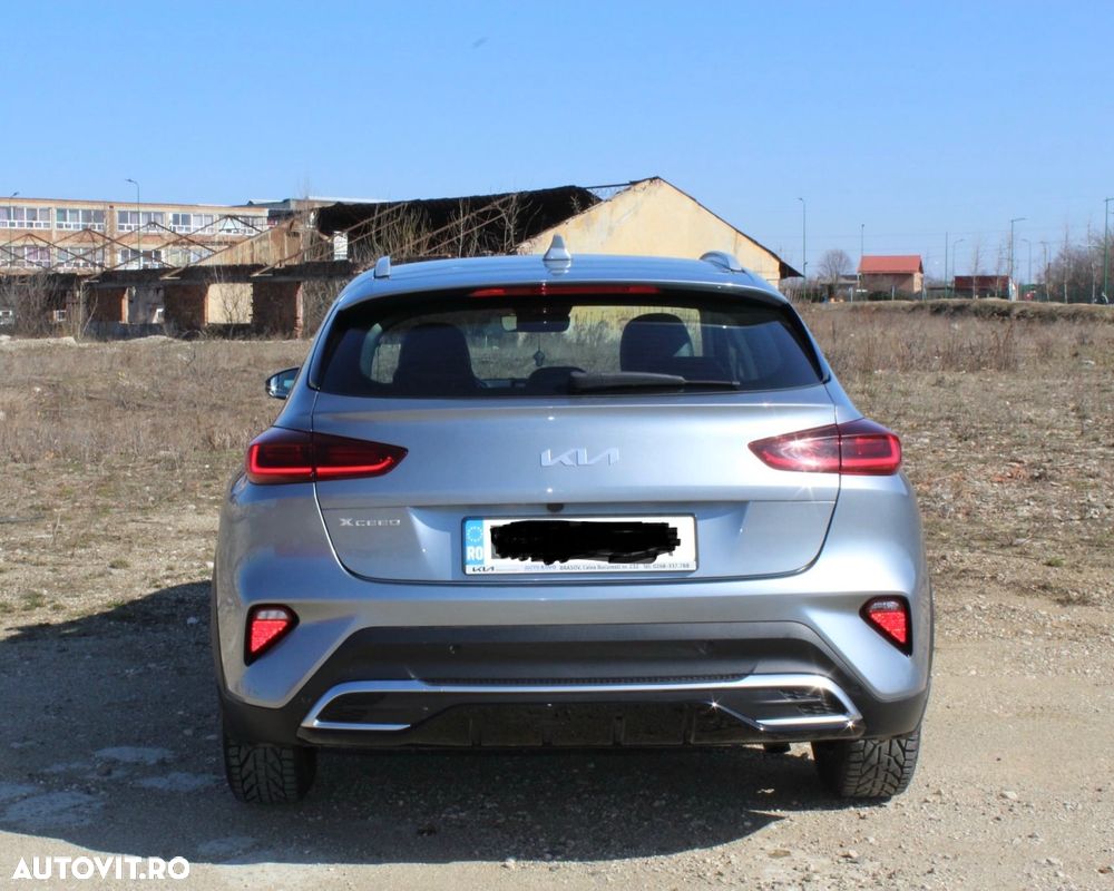 Kia XCeed 1.5 T-GDI 7DCT Style+ - 4