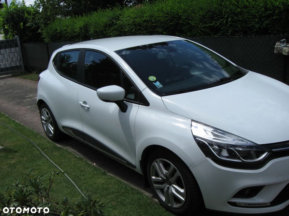 Renault Clio (Energy) dCi 90 Start & Stop INTENS - 11