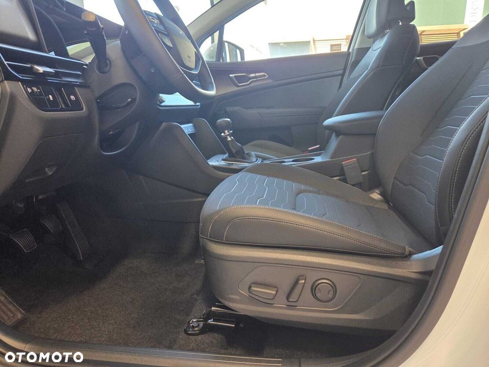 Kia Sportage - 12
