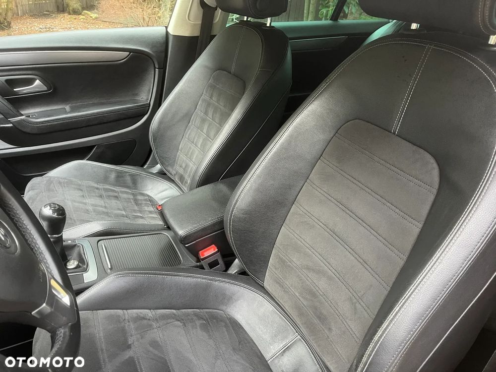 Volkswagen Passat CC - 13