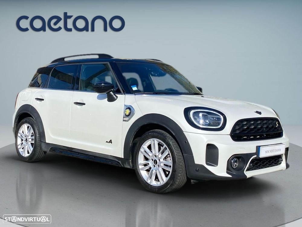 MINI Countryman Cooper SE Premium P. Classic Auto - 25