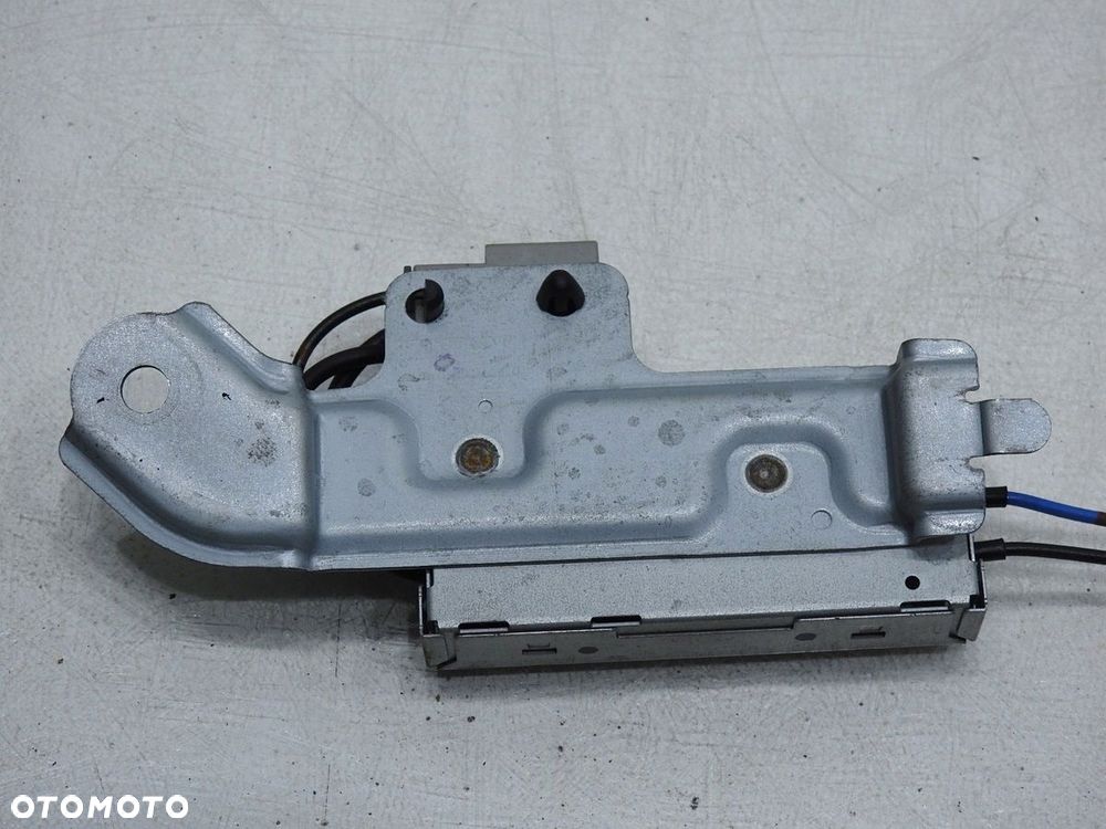 WZMACNIACZ ANTENY SUBARU OUTBACK IV - 6